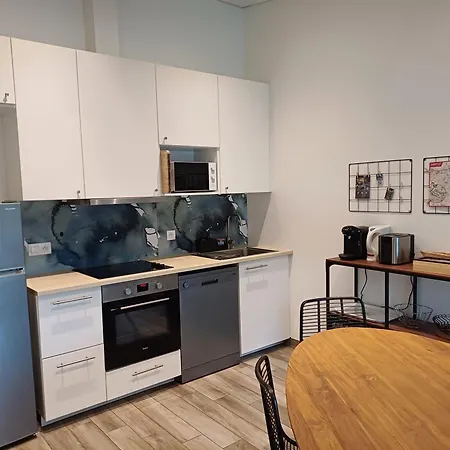 O 92 - Maison Mitoyenne Avec Terrasse Et Parking Prive - Centre بيت للعطل سانت لو